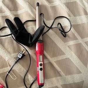 Conair You Curl curling wand with glove